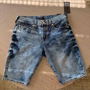 True Religion Mens Ricky Big T Flap Relaxed Straight Short 34 Light Shaker (R60)